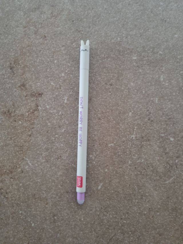 Bolígrafo Legami borrable conejo