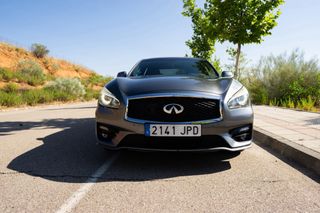 Infiniti Q70 2015