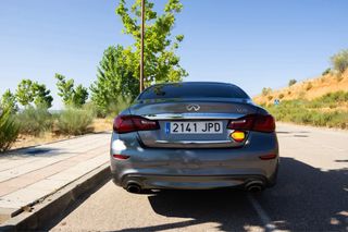 Infiniti Q70 2015