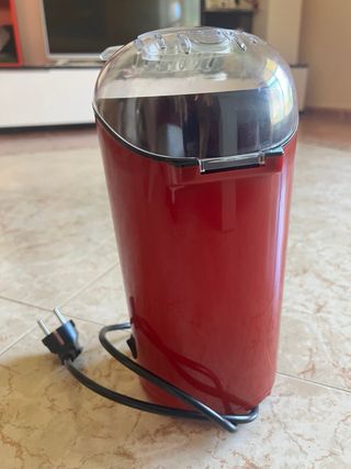 Palomitero Saivod rojo.