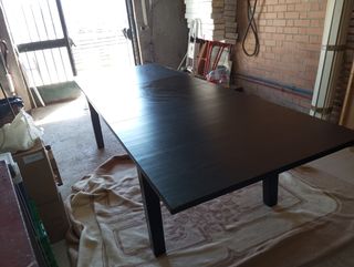 Mesa comedor extensible negra