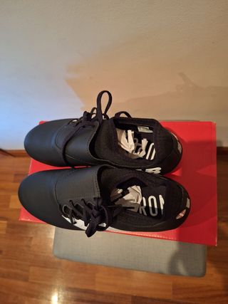 Botas New Balance Furon V7+