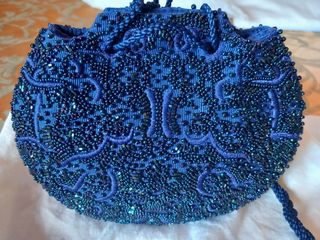 Elegante pochette da sera blu