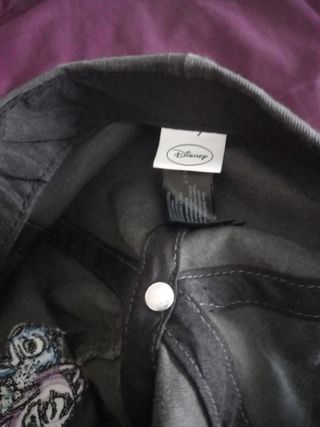 Gorra Disney Stitch - Negra ,gris oscura. Vaquera