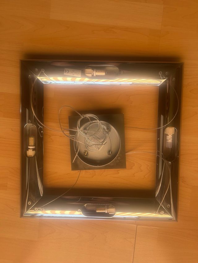 Lámpara moderna cuadrada plata