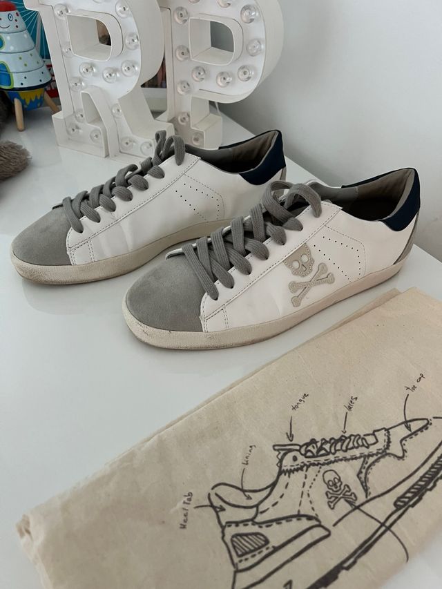 Zapatillas Scalpers blancas y grises