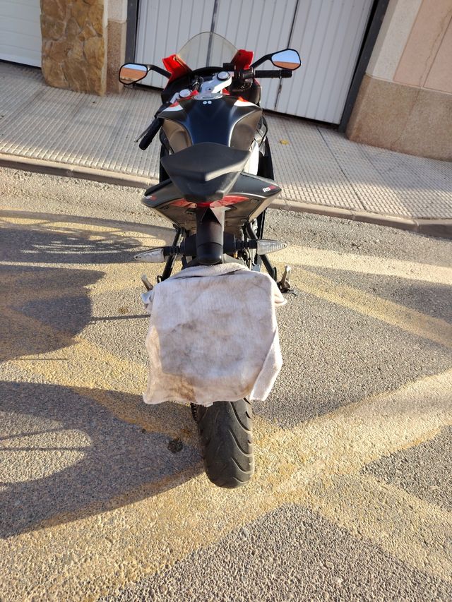 Aprilia RS 125: piezas