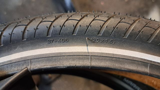Cubierta Michelin Protek Urban 20x1.5