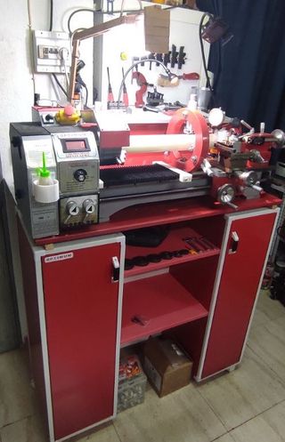 Torno de sobremesa, mesa y todos los accesorios