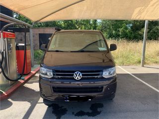 Volkswagen Caravelle 2011