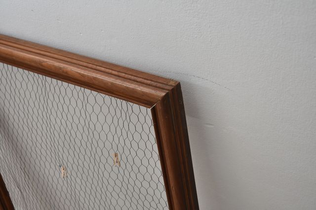 Marco rejilla madera metal