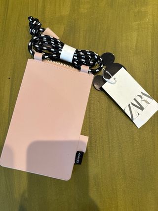 Bolsito Zara Mickey Mouse