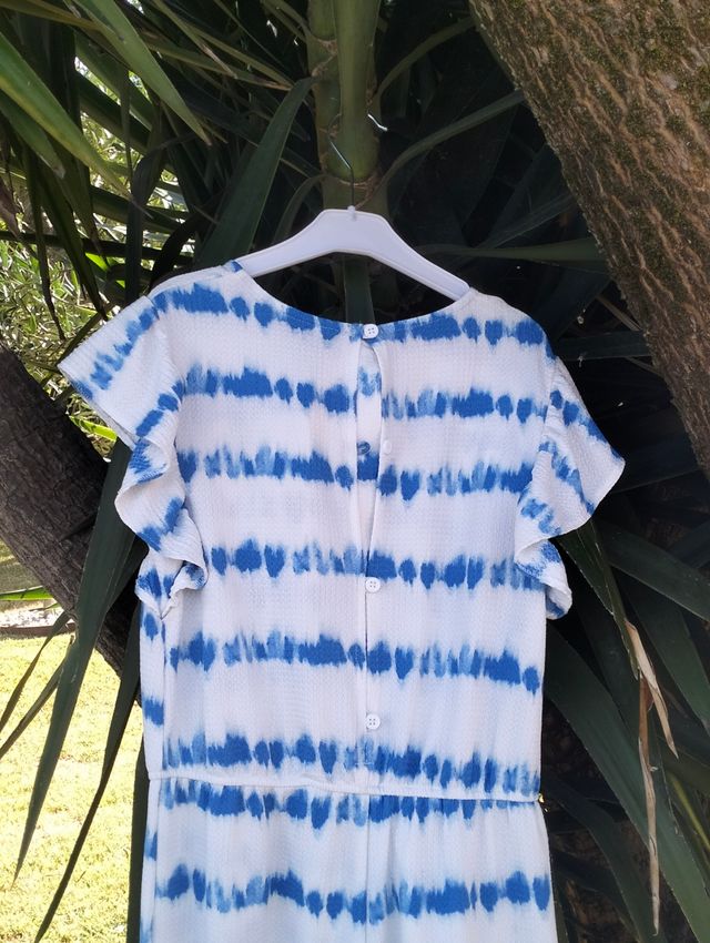 Macacão Primark azul e branco