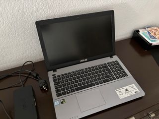 Portátil Asus R510V - Negro/Plata