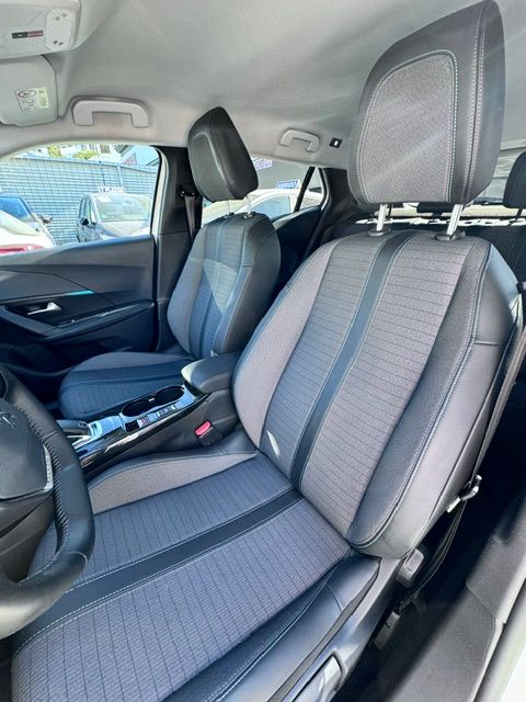 Peugeot 2008 2021