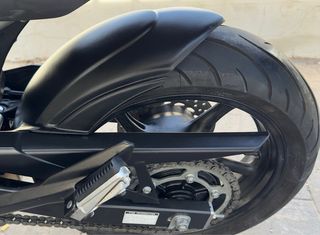 moto naked  Yamaha XJ6