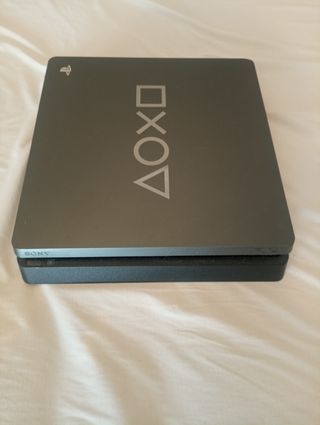 PS4 (PlayStation 4) Slim - Edición Limitada