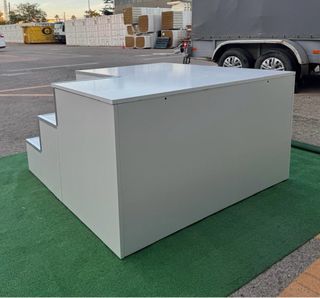 Tarima pedicura 120x120x70cm de alto. Fabricamos.