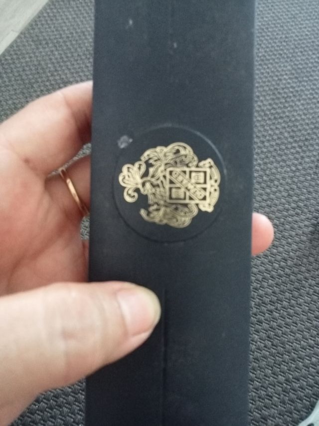 Reloj duward dorado y marron