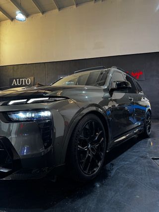 BMW X7 2023