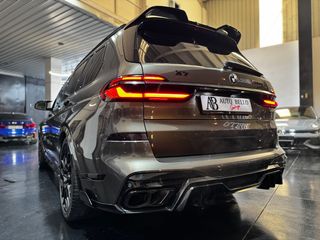 BMW X7 2023