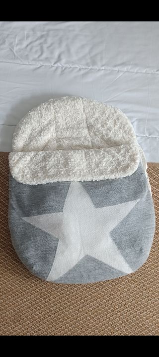 Saco maxicosi bebé - estrella gris