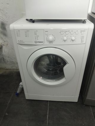Lavadora-Secadora Indesit