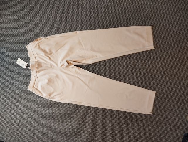 Pantalones beige - Casuales