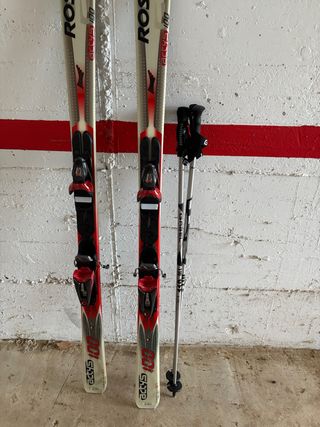 Esquís Rossignol 100 + Bastones