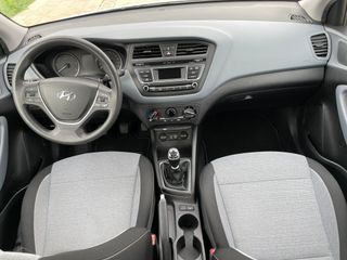 HYUNDAI i20 1.1 CRDi | Motor con Cadena, Económico
