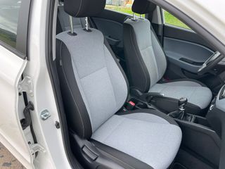 HYUNDAI i20 1.1 CRDi | Motor con Cadena, Económico