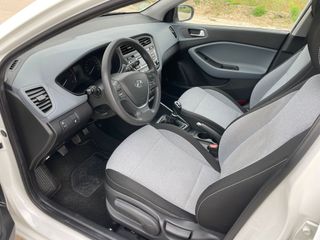 HYUNDAI i20 1.1 CRDi | Motor con Cadena, Económico