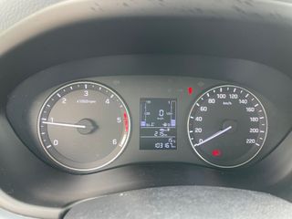 HYUNDAI i20 1.1 CRDi | Motor con Cadena, Económico