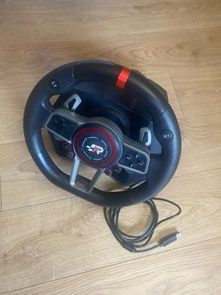 Volante FR : PS4 / PC / XBOX