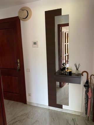 Mesa de centro + mueble recibidor con espejo
