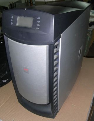 CAJA CPU GIGANTE, marca FIERY