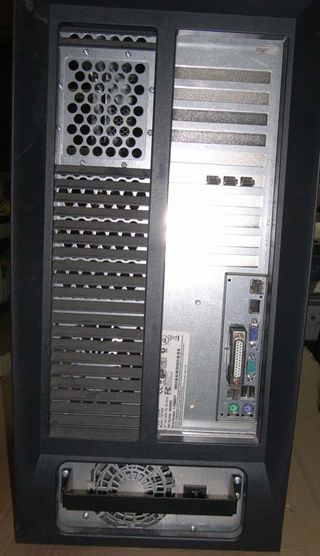CAJA CPU GIGANTE, marca FIERY