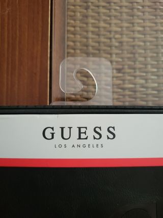 Cartera Guess negra