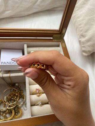 Anillo Bimba y Lola dorado multicolor