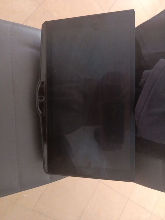 Pantalla central Lynk & Co 01