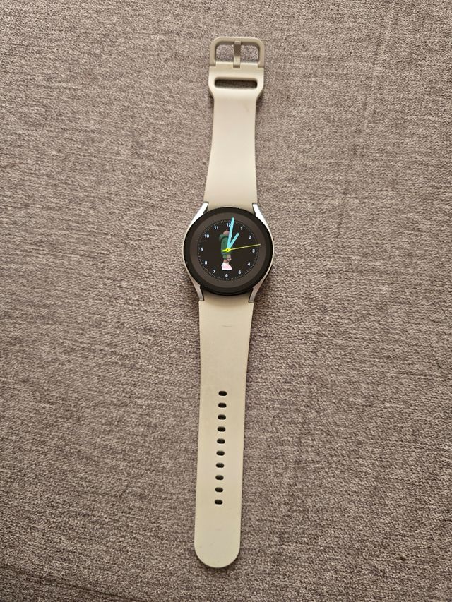 Samsung Galaxy 6 Smartwatch - Beige