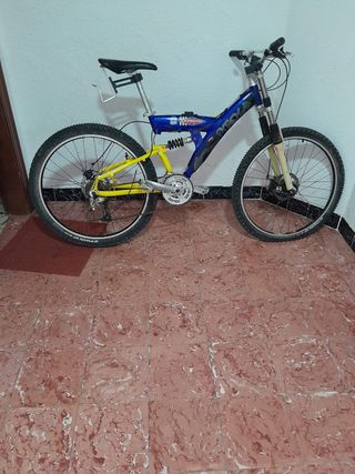 Bicicleta montaña BH
