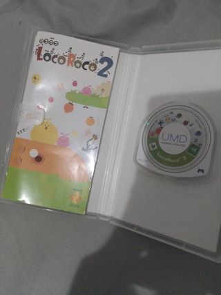 PSP 3000 + caja + funda + LocoRoco 2 