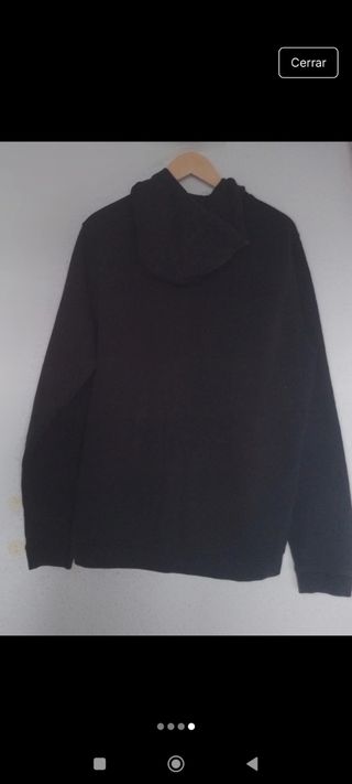 Sudadera Nike negra con capucha