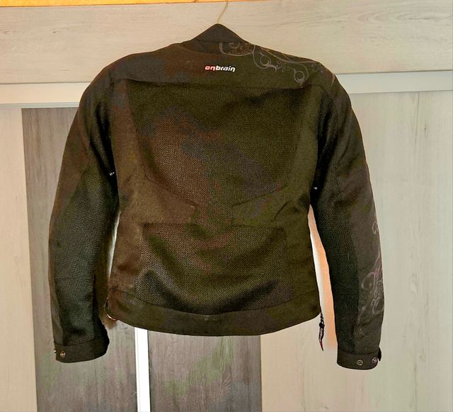 Cazadora moto Onbrain mujer