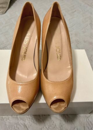 Zapatos tacón beige