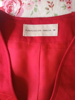 Traje rojo Purificación García - M