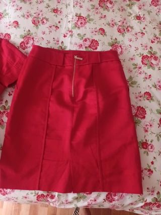 Traje rojo Purificación García - M