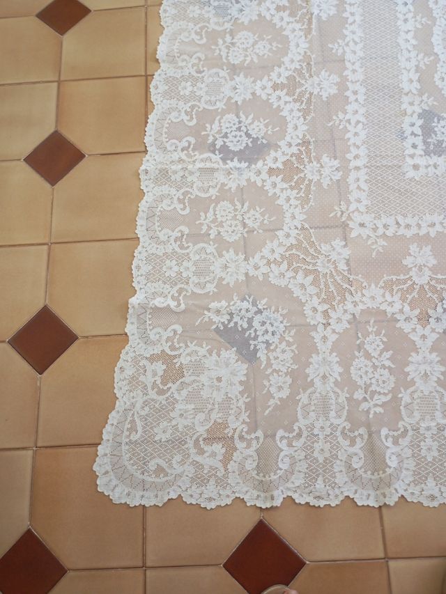 Velo novia-mantilla encaje Alençon espectacular