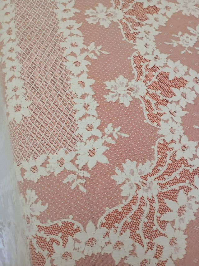 Velo novia-mantilla encaje Alençon espectacular